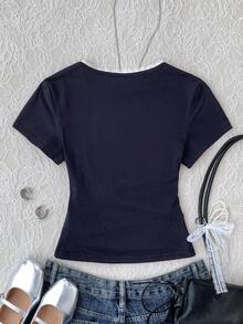 少女春夏新款流行骑马图案撞色刺绣侧边褶皱设计短袖藏蓝色T恤，夏季穿搭，基础款，休闲风 - 寶藍色 - 查看 2