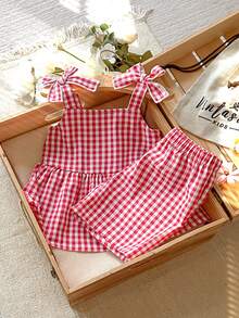 SHEIN Vintaside Kids 2件套女婴幼儿/新生儿0-3岁春夏休闲日常可爱度假条纹蝴蝶结装饰吊带背心+短裤套装 - 紅色 - 查看 5