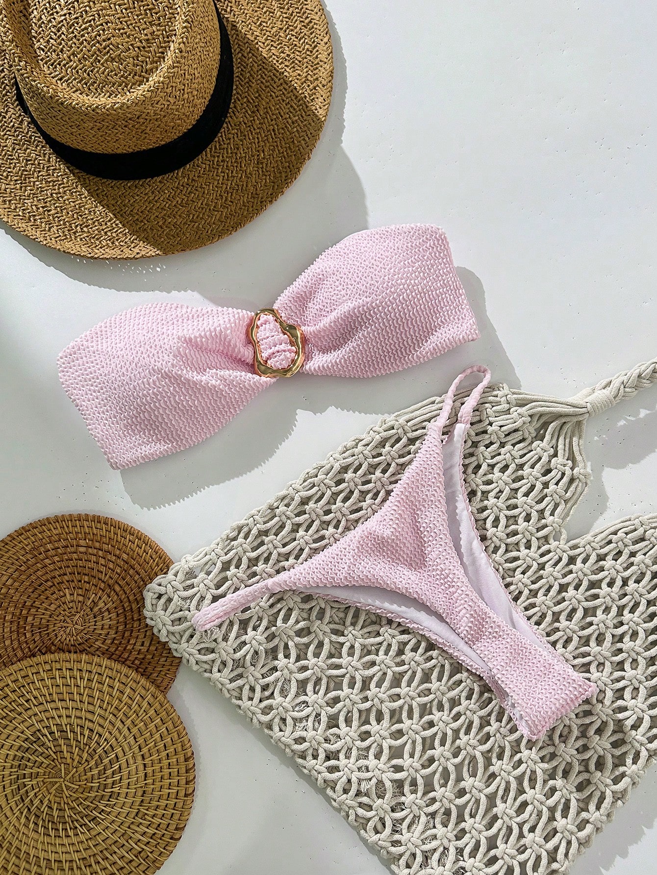 Swim Chiccia Conjunto de Maiô Bikini Sexy com Decor Metálico, Tecido Jacquard de Cor Sólida, Tomara que Caia, Roupas de Praia de Verão para Mulheres - Rosa chiclete - Visão 1