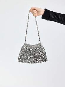 ROMWE Grunge Punk 1 件时尚奢华闪亮银色镂空扁平珠串珠包，带褶皱云朵女士单肩包，适合参加晚宴和时尚活动以及赠送朋友 - 銀色 - 查看 2