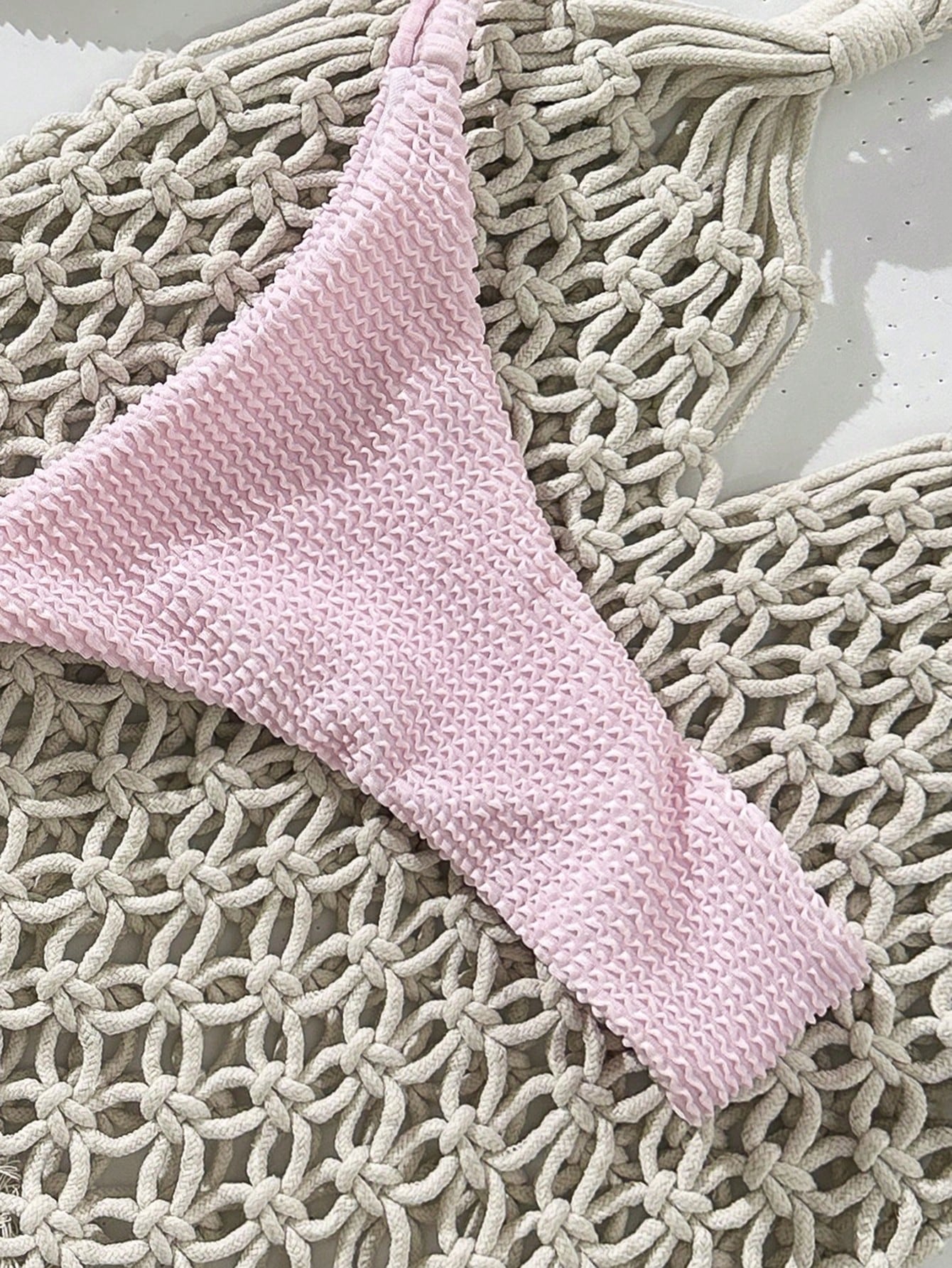 Swim Chiccia Conjunto de Maiô Bikini Sexy com Decor Metálico, Tecido Jacquard de Cor Sólida, Tomara que Caia, Roupas de Praia de Verão para Mulheres - Rosa chiclete - Visão 6