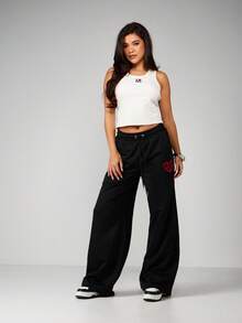 MISSGUIDED 无袖圆领背心，印有“我爱我自己”心形图案，常规版型，休闲夏季背心 - 白色 - 查看 3