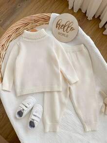 SHEIN 2pcs/Set Baby Boy/Girl Apricot All-Match Versatile Loose Fit Soft Comfortable Turtleneck Sweater And Pants Set, Suitable For Spring, Autumn And Winter - Apricot - View 2