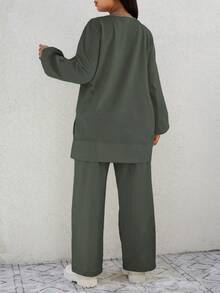 EURMUSE 大尺碼2入組短前長後服裝套裝 - 軍綠色 - 查看 2