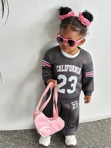 SHEIN Baby Girl Casual Sports Style Numeric & Letter Print Fleece Sweatshirt And Seam Front Sweatpants Set, Autumn/Winter - Dark Grey - View 6