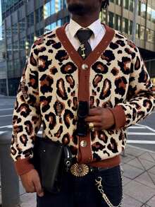 Manfinity EMRG 男士时尚豹纹纽扣开衫，秋冬款