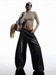 LYSMO Áo thun nữ cổ cao tay ngắn tối giản thu/đông mới này có viền cắt kim loại nổi bật, phong cách thành thị hiện đại và là một món đồ bắt mắt. Nó thon gọn, hoàn hảo cho các bữa tiệc và là món đồ không thể thiếu cho các nữ thần gợi cảm. Thiết kế tiên phong dẫn đầu xu hướng thời trang. Áo kaki. - Màu Khaki - Xem 3