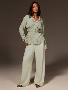 Athîral 女士休闲绿色纽扣长袖修身衬衫，收腰褶裥设计，适合女性休闲穿着，绿色衬衫，舒适梭织面料，优雅连衣裙，浅绿色上衣，亚麻衬衫，夏季衬衫，鼠尾草绿上衣，绿色衬衫，春季女装，春假必备 - 綠色 - 查看 1