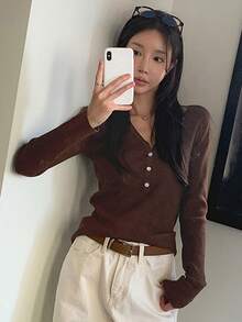 DAZY 女士V领长袖单排扣针织毛衣 - 棕色 - 查看 2