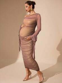 MaterniChic 孕妇优雅褶皱斜肩长袖连衣裙 - 卡其色 - 查看 7