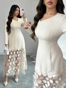 Modelyn Vestido elegante de unicolor con parches de malla y flores con escote asimétrico