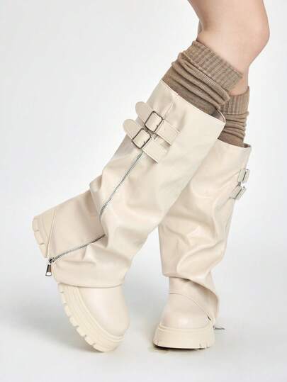 ROMWE Fairycore 2025新款女士制服靴，真皮鞋面，圆头粗跟，防水厚底过膝长靴，四季皆宜，宽松靴型，适合秋季、冬季穿着，褶裥靴筒设计，侧拉链和搭扣，时尚米色女士高筒靴，适合日常户外通勤、派对等场合。