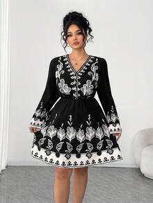 Elenzga Váy dài tay in họa tiết cổ chữ V, thắt eo phong cách Bohemian mới cho mùa xuân - màu đen - Xem 6