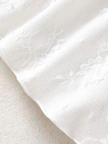 SHEIN 新生女婴蕾丝领无袖轻薄网纱连衣裙，适合百日庆典、全家福、婚礼等场合，春夏皆宜。 - 白色 - 查看 8