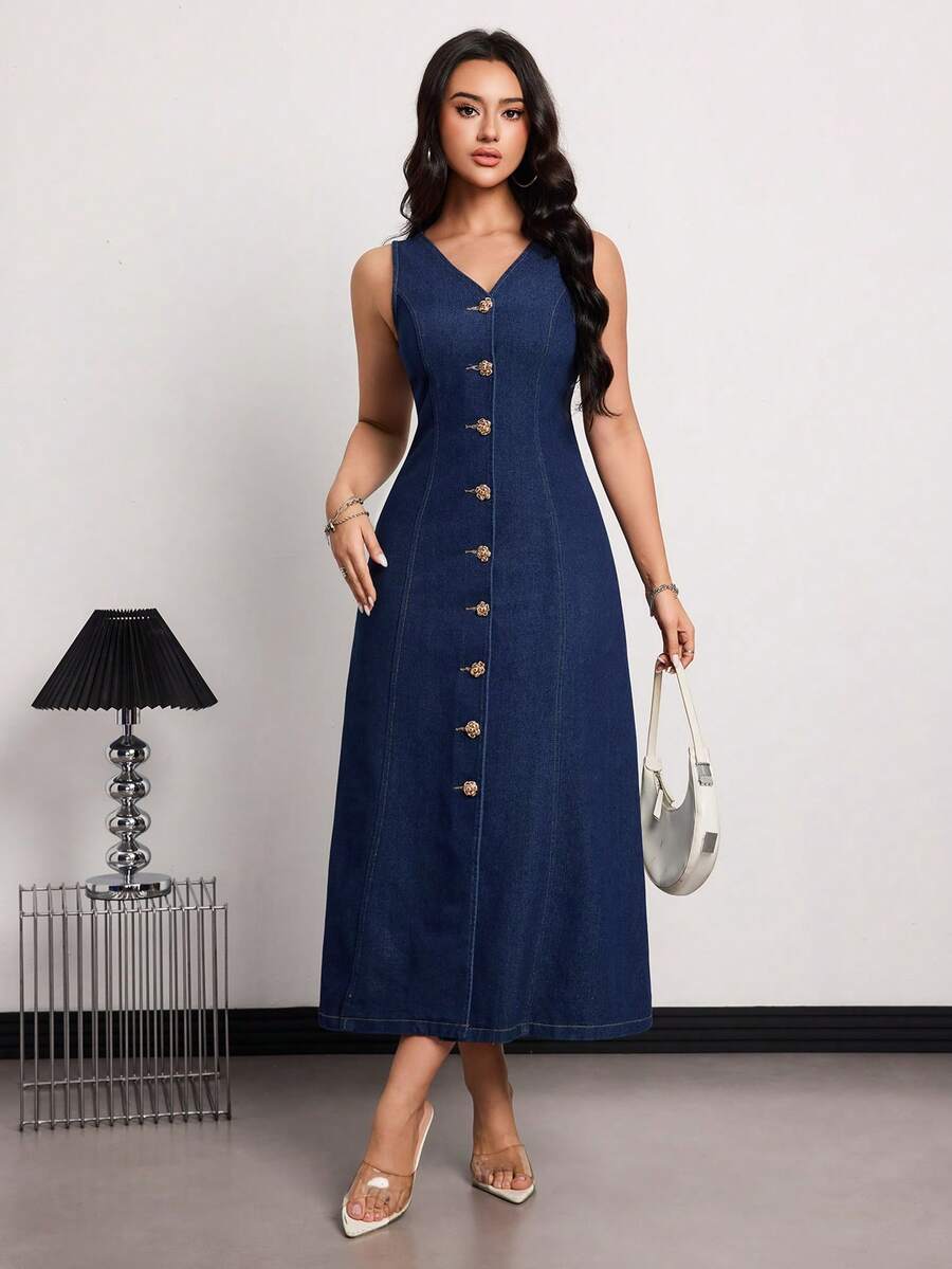 SHEIN Tall Women's Fashion Front Button Sleeveless Denim Dress, Suitable For Commuting Elegant V-Neck Commuter-Chic Metallic Floral Button Detailing Deep Blue Washed Denim Maxi Skirt - Dark Wash - View 1