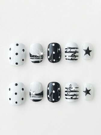 Anime 10 pièces Faux ongles de haute qualité faits main avec nœud papillon mignon, note de musique et étoile + 3 pièces adhésif double face, stickers d'art pour ongles amovibles style Y2K avec chaîne de strass et pois, convient pour les vacances, les fêtes, la danse et le port quotidien
