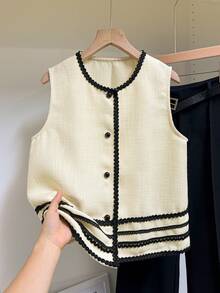 SHEIN Frenchy Áo sơ mi không tay cổ tròn, hàng khuy đơn giản, họa tiết sọc dành cho nữ - Màu be - Xem 5