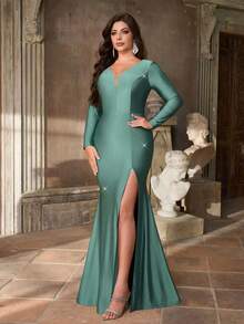 Aureia Plus-Size Autumn/Winter Green Stretch Rhinestone Knit Satin Dress With Pearl Embellishments On The Back, Featuring A Wide Neckline And Fishtail Silhouette. Elegant And Suitable For Evening Parties, Bachelorette Parties, Dates, Proms, Vacations, Weddings, And Other Events. High-End Evening Gown. - Black - View 5