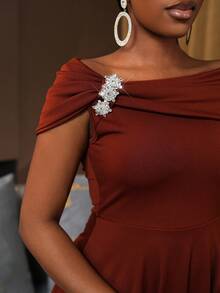 EMERY ROSE Brown A-Line Mid-Length Dress With Waist Cinching And Crystal Embellished Button Closure - Brown - View 6