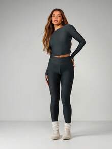 MISSGUIDED 罗纹长袖露脐上衣和高腰紧身裤配套两件套 - 灰色 - 查看 4