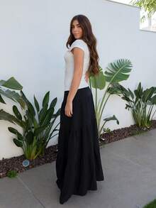 Hitanina 白色编织女士大下摆白色衬里裙子，适合度假和外出 - 黑色 - 查看 2