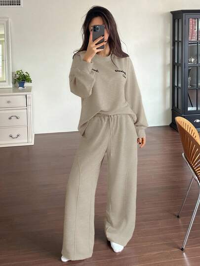 DAZY Women's Letter Print Decoration Loose Fit Sweatshirt Pajama Set, Autumn/Winter