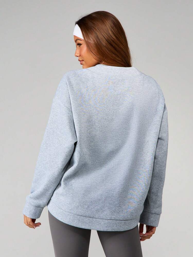 MISSGUIDED Oversized V Neck Sweatshirt With Curved Hem Casual Pullover Long Sleeve Top For Fall Winter Comfort Style