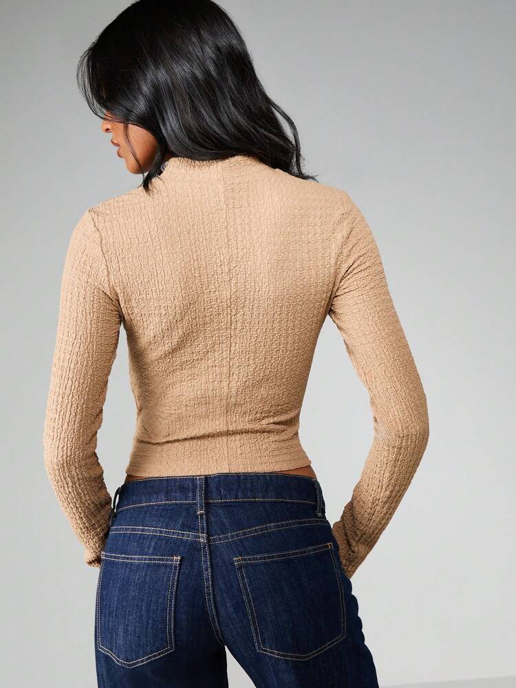 MISSGUIDED Long Sleeve High Neck Textured Top With Cutout Detail And Lace Bust Accent Cropped Fitted Blouse For Fall Winter