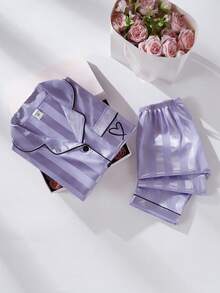 女童条纹爱心刺绣开衫长裤家居服套装（2件套），优雅简约，面料舒适，是理想的新年礼物。 - 彩色 - 查看 4