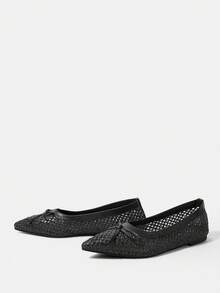 Styleloop Women's Casual Versatile Commuting Minimalist Hollow Bow Decor Flats - Black - View 3