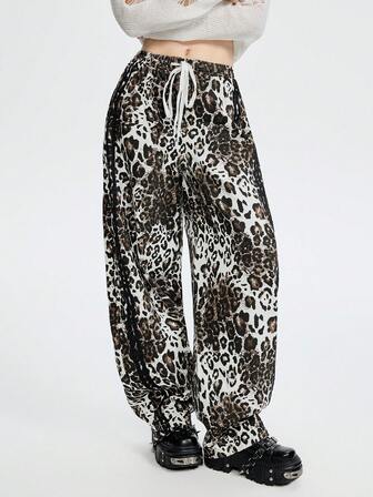 Breakform سراويل جينز نسائية كاجوال مرنة الخصر بطبعة نمر