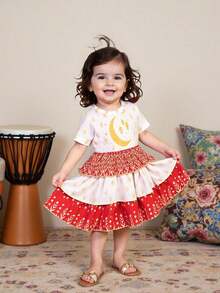 SHEIN Baby Girls' Summer Collared Ruffle Patchwork Floral & Moon Print Cake Dress