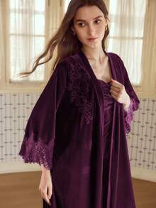 MOTF PREMIUM EMBROIDERED FLORAL LACE PATCHWORK SHORT ELEGANT ROBE - Purple - View 4