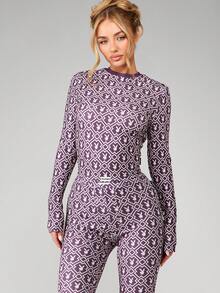 Missguided x Playboy Long Sleeve Geometric Print Crop Top And Legging Lounge Set With High Waist Fitted Design For Comfortable Everyday Wear - Multicolor - View 3