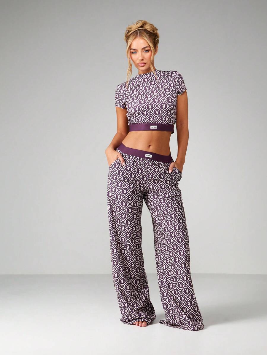 Missguided x Playboy Printed Short Sleeve Crop Top And Wide Leg Palazzo Lounge Set With High Rise Waist - Multicolor - View 1