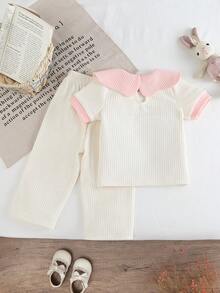 SHEIN 2件套女婴时尚扭结条纹花卉设计舒适面料休闲可爱短袖裤套装，夏季 - 杏色 - 查看 2