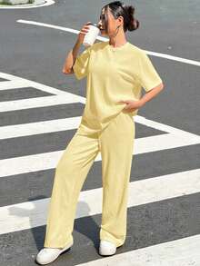 SHEIN EZwear Butter Yellow Knitted Texture Loose T-Shirt And Pants Casual Set, Summer - Yellow - View 4