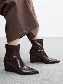 CUCCOO BIZCHIC 女士时尚百搭通勤尖头坡跟踝靴 - 咖啡棕 - 查看 3