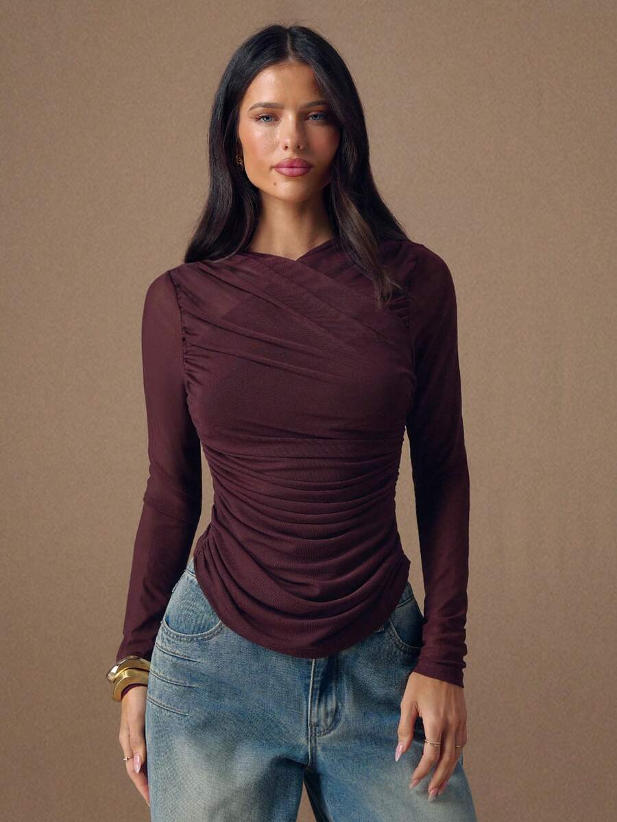 SHEIN BAE 女士秋冬酒红色新年派对优雅通勤纯色褶皱网眼针织裹身T恤，适合休闲和正式场合，红色上衣，女士上衣，女士冬季棕色长袖上衣，巧克力棕色上衣，深棕色上衣 - 酒紅色 - 查看 1