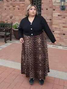 Enliva Plus Size Women Solid Color Long Sleeve Single-Breasted Casual Top - Black - View 4
