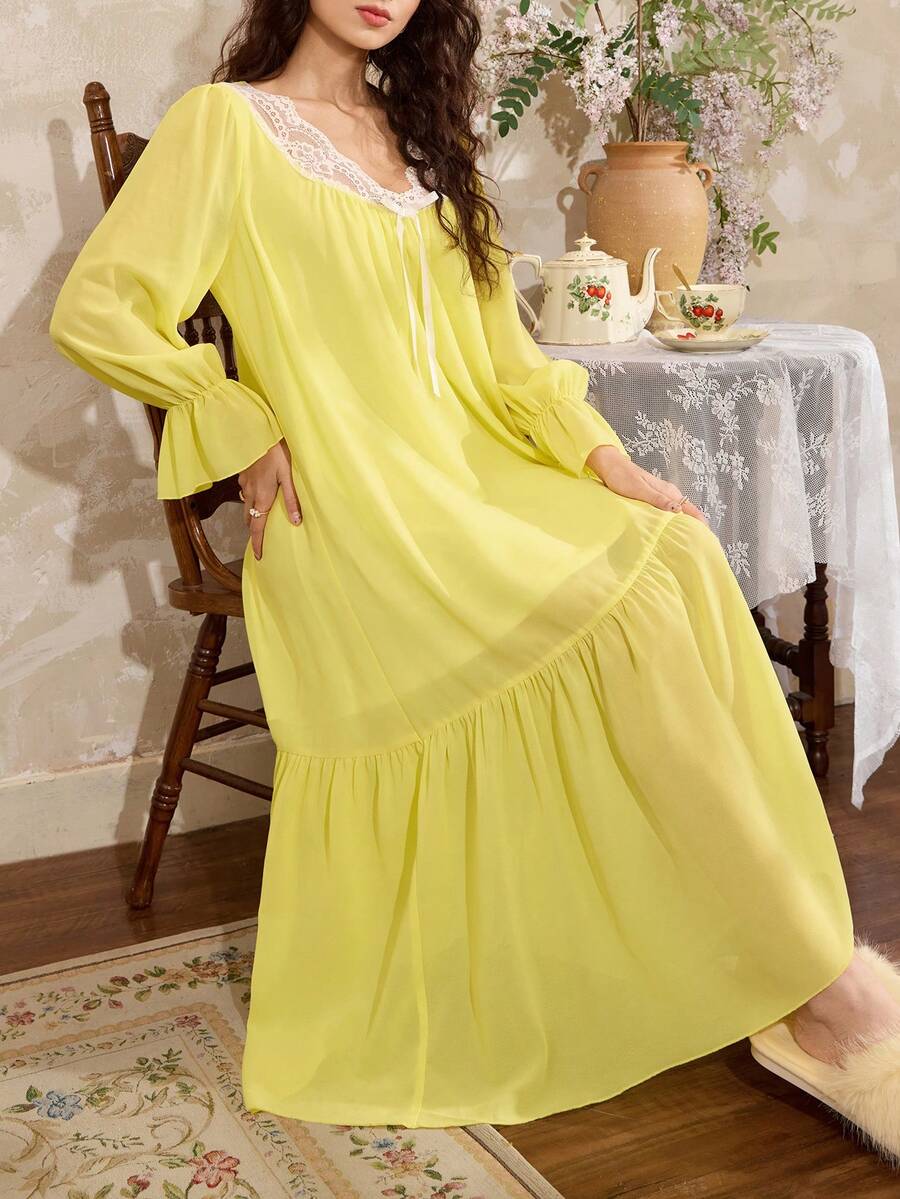 Côtesoire ثوب نوم نسائي فضفاض مزين بالدانتيل الفرنسي الأنيق والفيونكة، بأكمام واسعة وذيل مكشكش، مناسب لعيد الحب - أصفر - مشاهدة 1