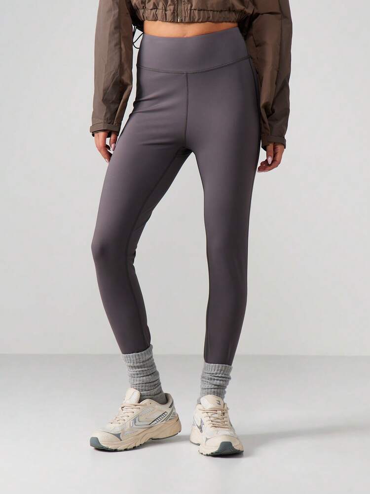 MISSGUIDED High Rise Fitted Solid Leggings With Comfortable Waistband Perfect For Casual Everyday Wear And Layering Outfits