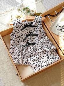 SHEIN Vintaside Kids Baby Mädchen 2 Set, blau & weiß gestreiftes Blume Muster ärmelloses Top kombiniert mit passender Hose, frischer Landhausstil, geeignet für Strandurlaub, Parkausflug, Alltagstragen - Weiss - Übersicht 4