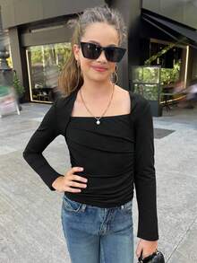 SHEIN 青少年女孩黑色褶皱长袖 T 恤，袖口开衩，腰部褶皱，U 领，方领 T 恤，黑色上衣，适合秋冬 - 黑色 - 查看 4