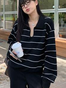 K-Vae 女士休闲黑白条纹高领落肩毛衣，秋冬款 - 黑與白 - 查看 1