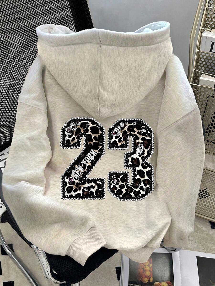 EMERY ROSE Plus Size Women Leopard Print Numeral Graphic Sweatshirt, Casual For Autumn/Winter - Light Grey - View 1