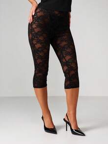 MISSGUIDED Leggings capri de encaje con adornos de lentejuelas, ajuste ceñido de cintura alta, semi transparente y elástico, de largo cropped - Negro - Ver 1