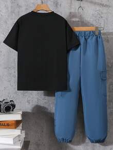 SHEIN Vacaura 2 Stücke Tween Jungen-Set mit Buchstaben-Muster Rundhals Kurzarm T-Shirt und blauen Cargohosen - Graublau - Übersicht 2