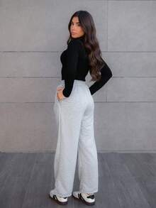 Hitanina Celana Jogger Wanita Polos Model Lurus Longgar dengan Kantong dan Tali Serut di Pinggang, Celana Jogger Wanita Musim Gugur - Grey - View 2