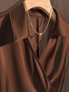 GlowEve 女式蝴蝶结无袖衬衫，有领、褶饰、开衩、前系带 - 咖啡棕 - 查看 4
